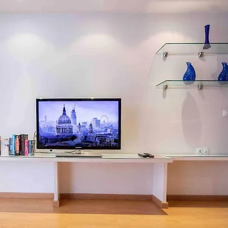 Apartment Stunningcenterlevantewifiaccable Tv *