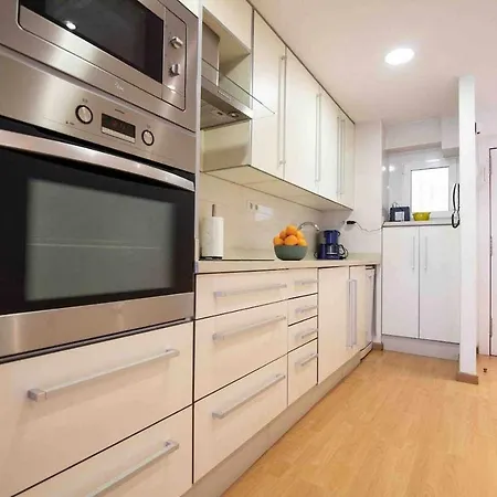 Stunningcenterlevantewifiaccable Tv Apartment *